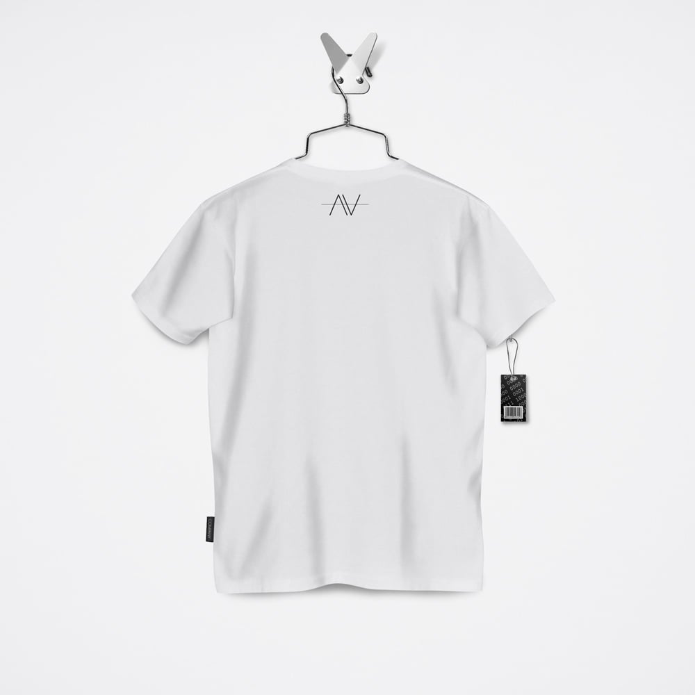 Light heaven tee - Image 2